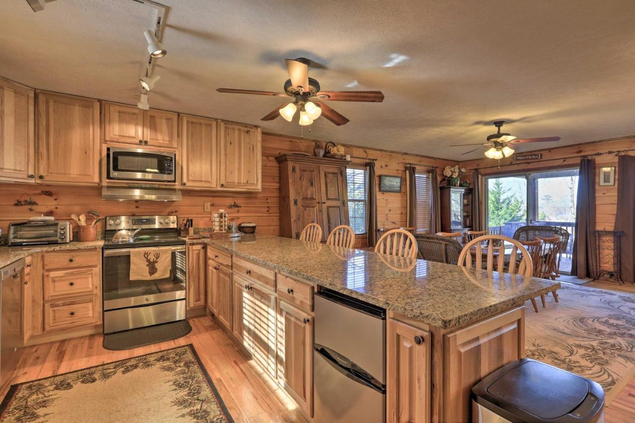 Lakefront Sparta Cottage With Decks And Boat Dock Exterior photo