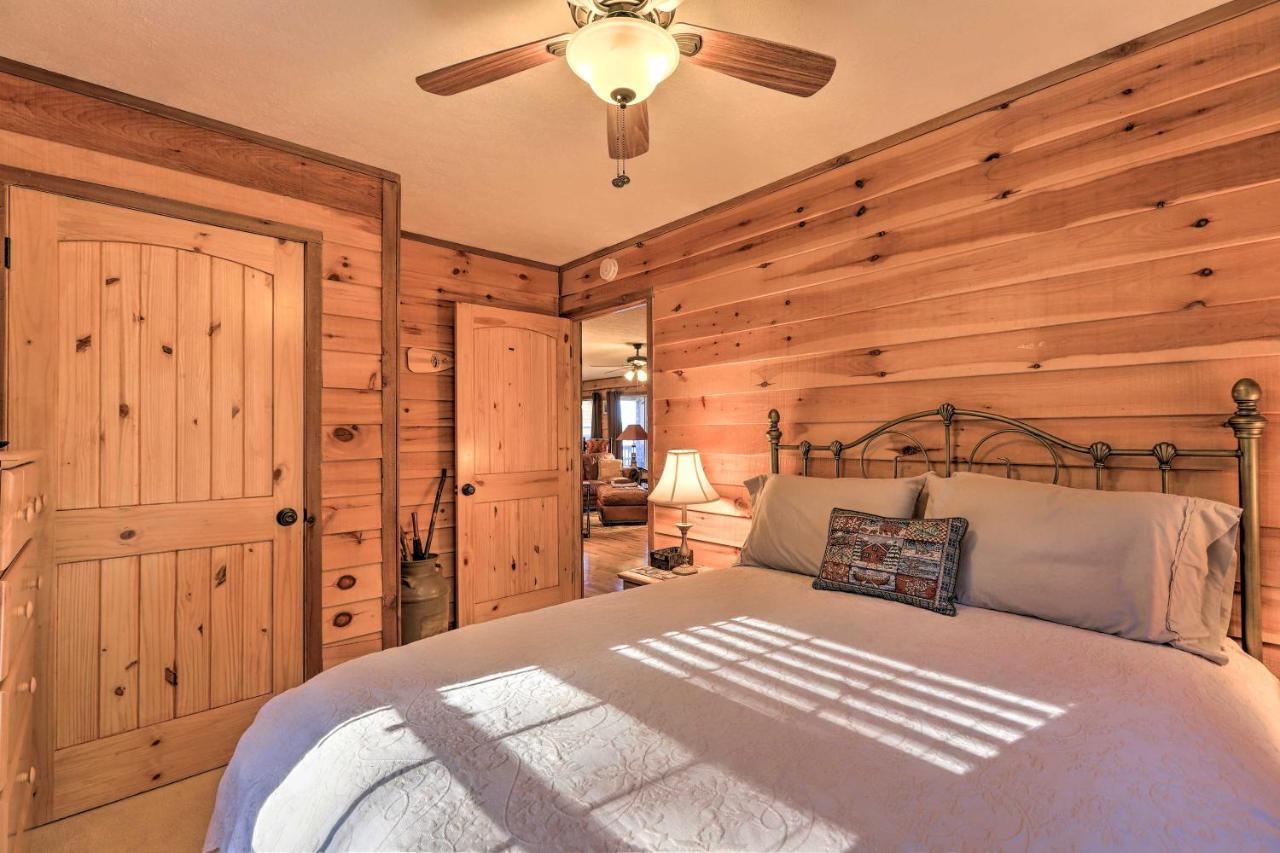 Lakefront Sparta Cottage With Decks And Boat Dock Exterior photo
